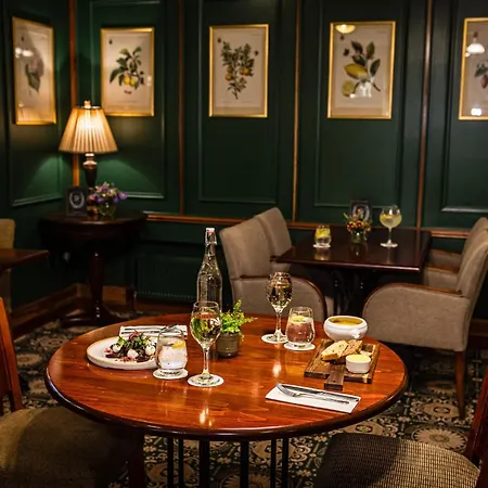 Fernhill House Hotel&gardens 4*
