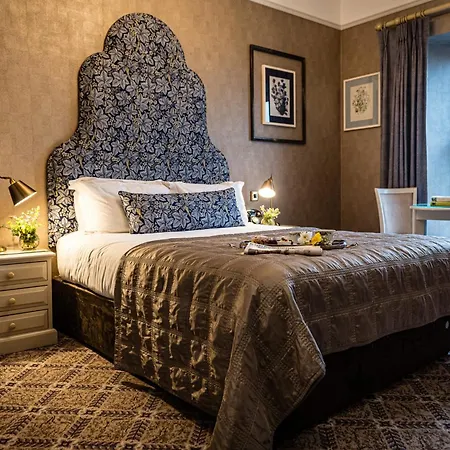 Fernhill House Hotel&gardens