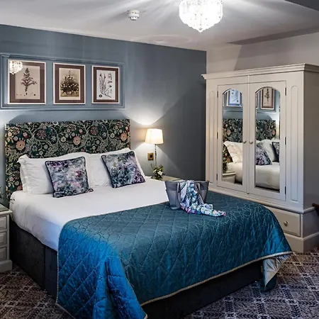 Fernhill House Hotel&gardens Hotel