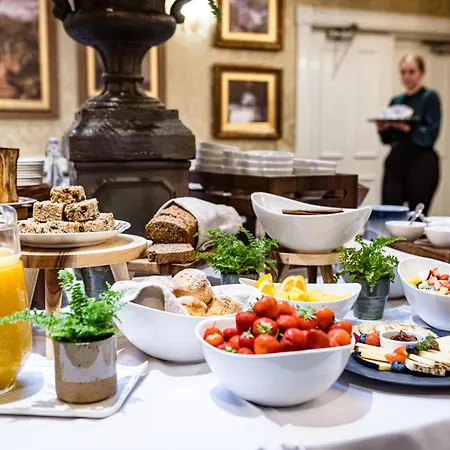 Fernhill House Hotel&gardens Hotel