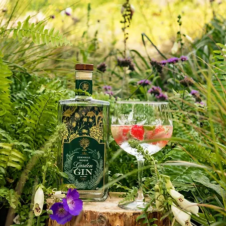 호텔 Fernhill House & Gardens 4*