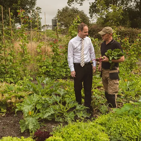 Hotel Fernhill House & Gardens 4*