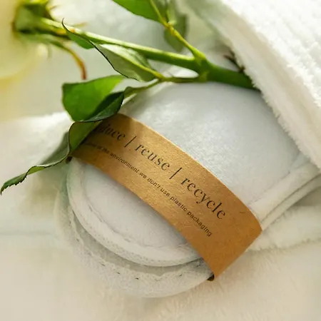 Fernhill House & Gardens 4*