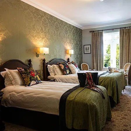 Hotel Fernhill & Estate