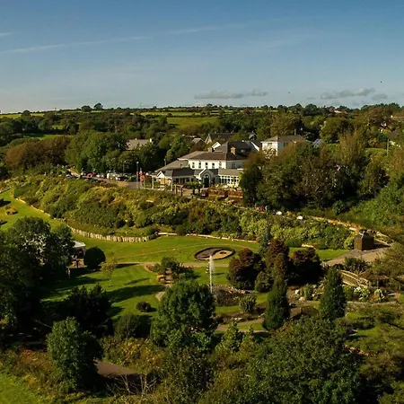 Hotel Fernhill House & Gardens