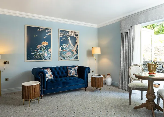 Fernhill House & Gardens 4*