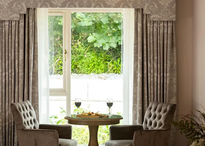 Fernhill House & Gardens Hotel