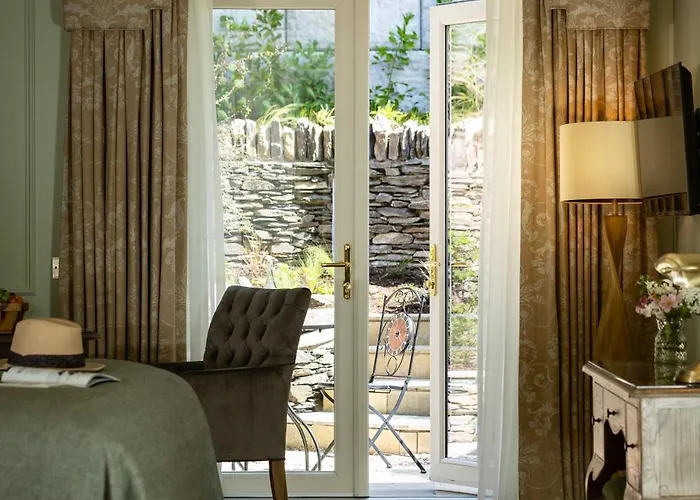 Hotel Fernhill House & Gardens