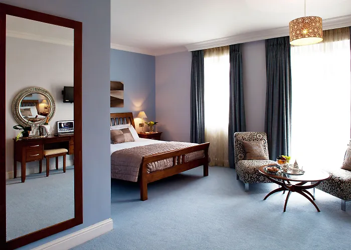 Hotel Fernhill House & Gardens