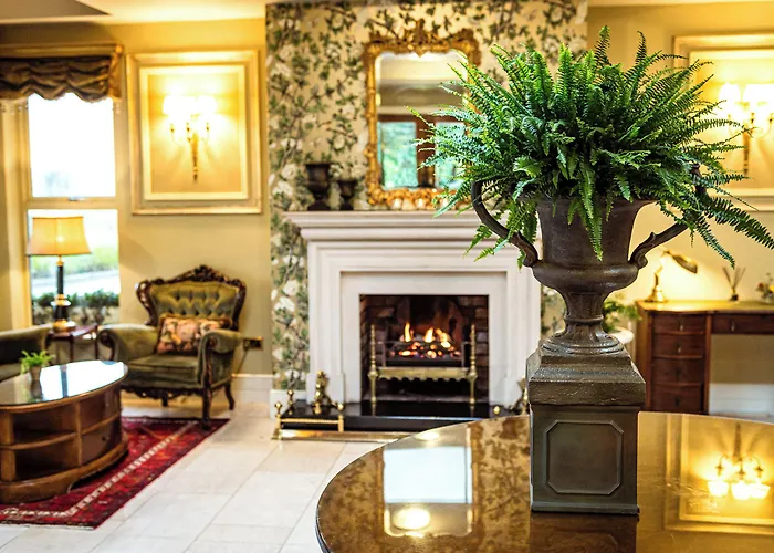 Fernhill House & Gardens 4*