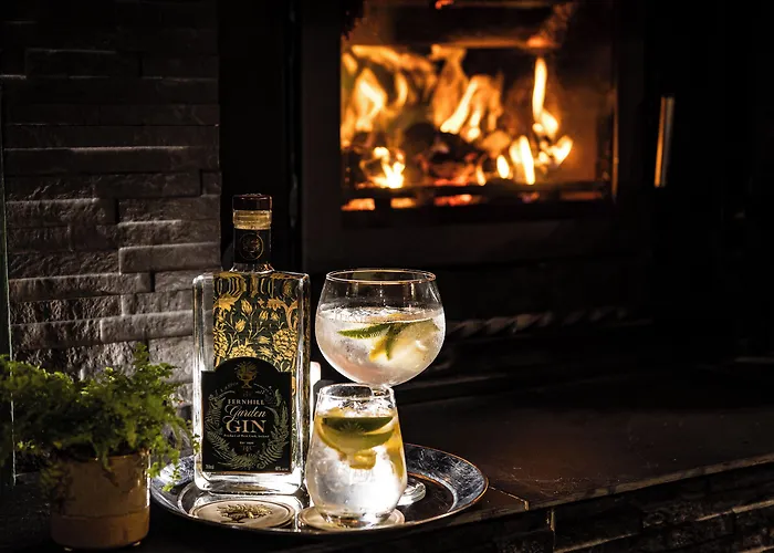 Hotel Fernhill House & Gardens