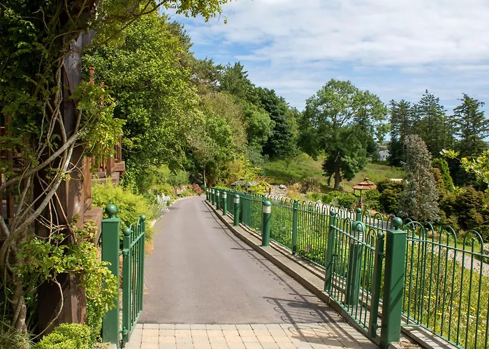 Fernhill House & Gardens Hotel