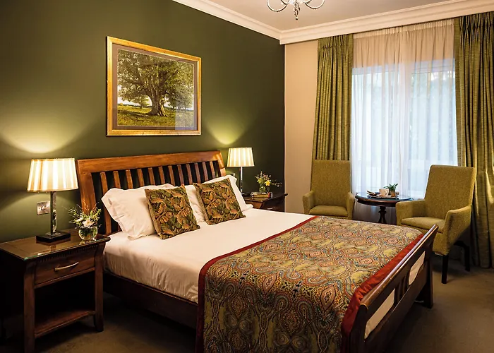 Fernhill House & Gardens