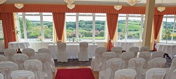 Hotel Fernhill House & Gardens